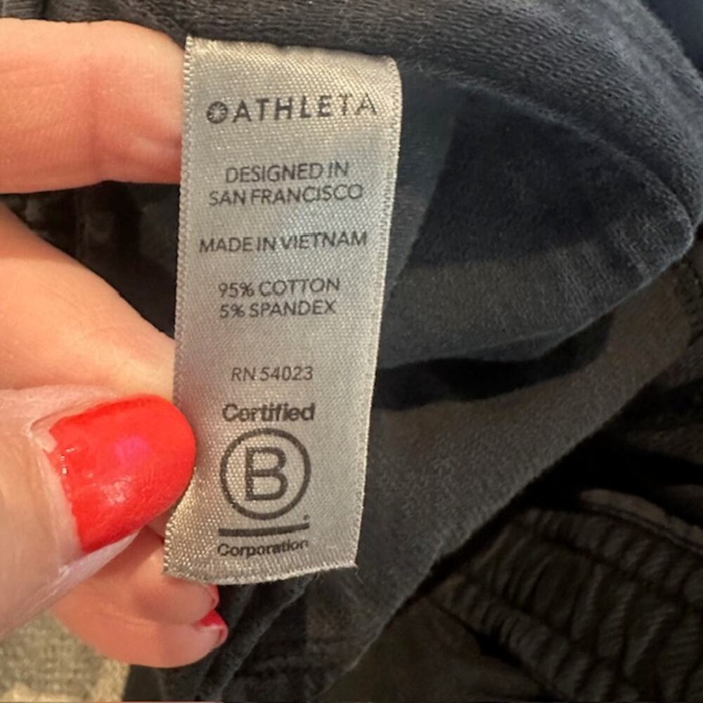 Athleta Farallon Jogger Washed Black Size: 6 - Picture 10 of 11